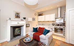 Charming Hideaway In Edinburgh City Centre